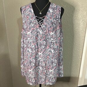 TERRA & SKY Tie Front Blouse‎ in pink and blue paisley print